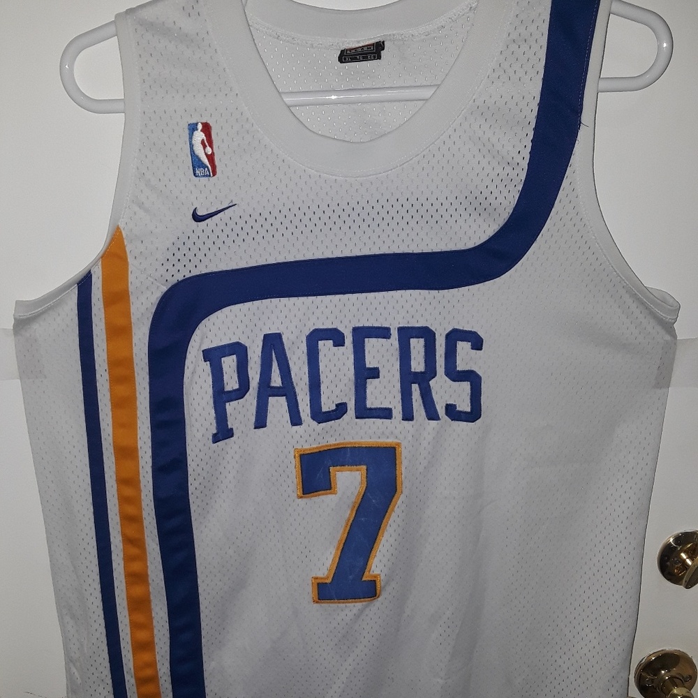 Indiana Pacers Basket ball jersey